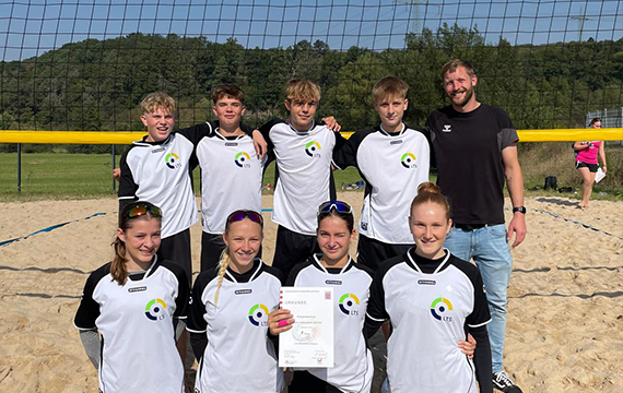 1.	Platz beim Kreisentscheid Beachvolleyball